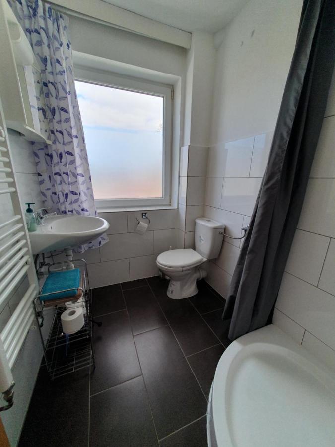 Ferienwohnung Luisa Im Haus Maarten 쿡스하펜 외부 사진